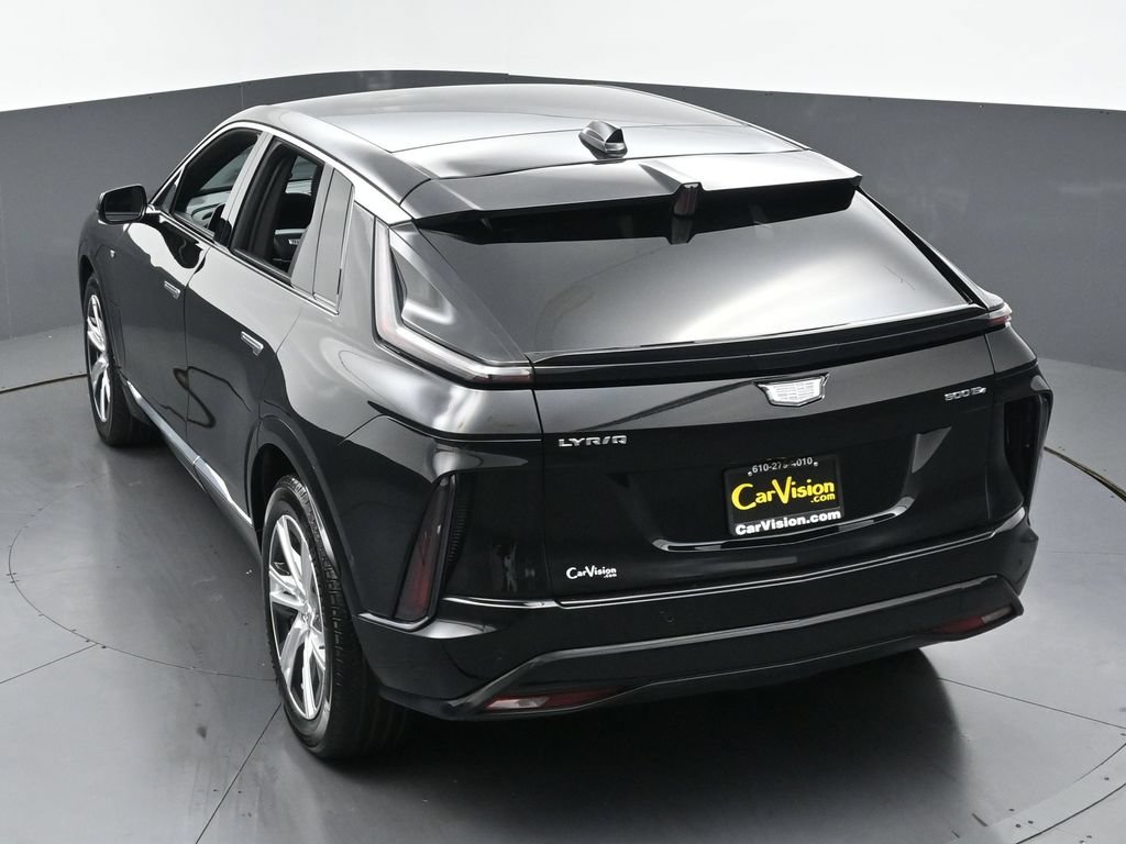 Used 2024 Cadillac Lyriq Tech w/ Driver Assist Package AWD/4WD image 37