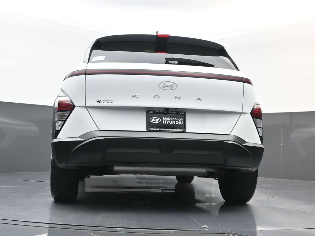 Certified 2025 Hyundai Kona SEL FWD image 24