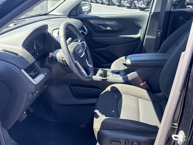 Certified 2023 GMC Terrain SLE w/ Driver Convenience Package image 18