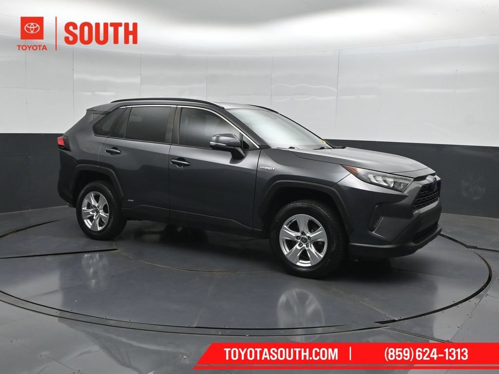 Used 2021 Toyota RAV4 LE AWD/4WD image 1
