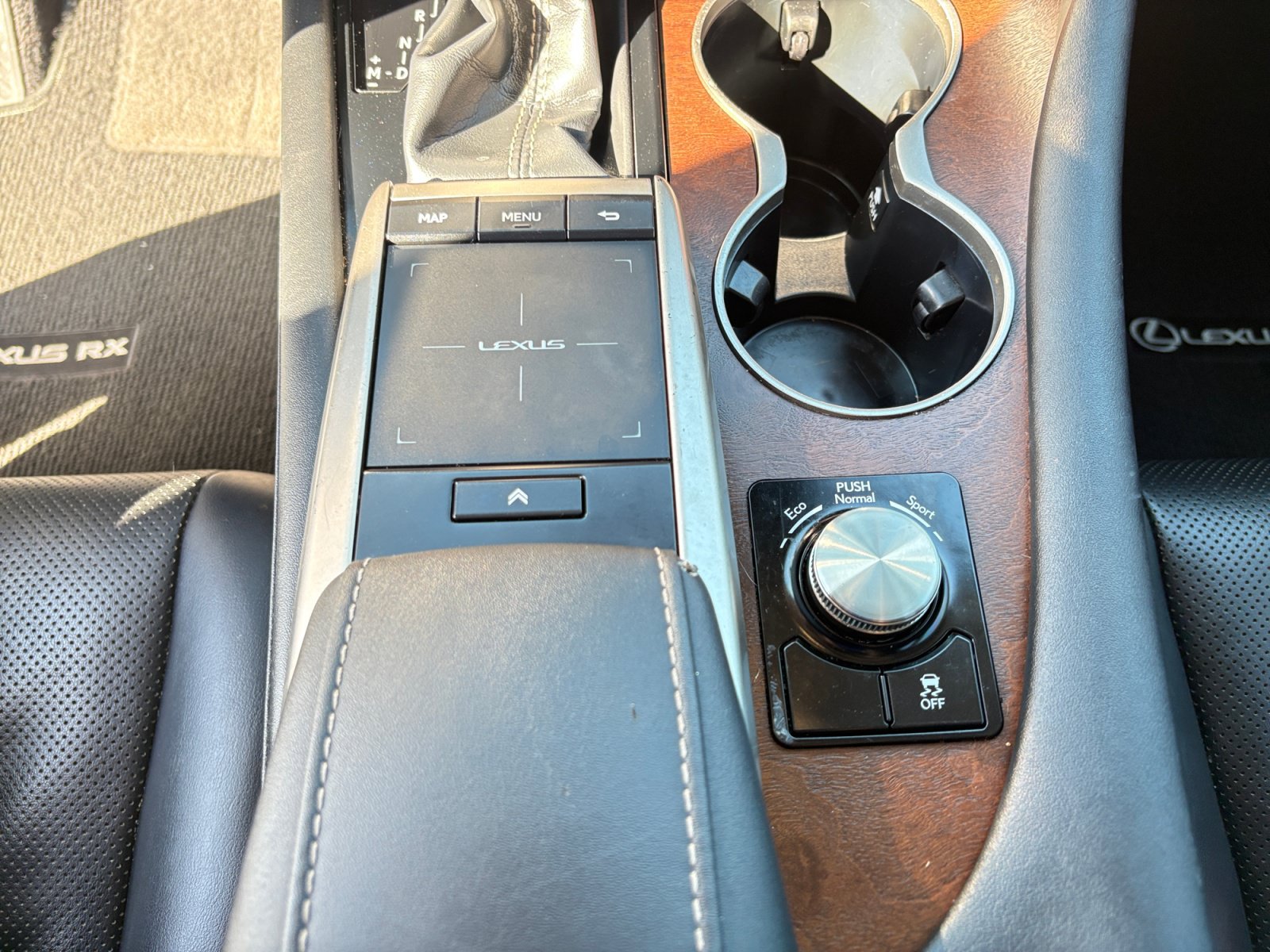 Used 2020 Lexus RX 350L FWD w/ Premium Package image 20