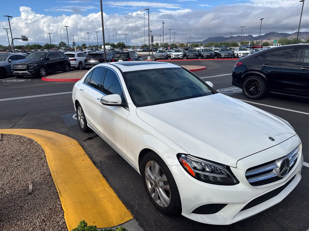 Used 2021 Mercedes-Benz C 300 Sedan image 3