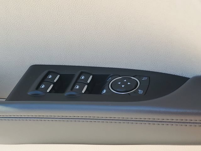 Used 2019 Lincoln Nautilus Select AWD/4WD image 22