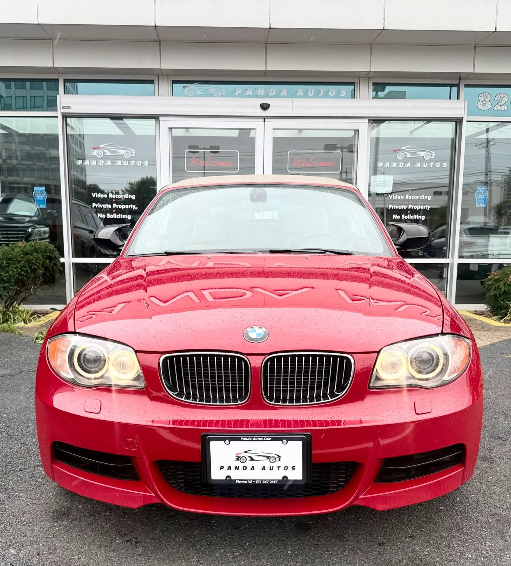 Used 2011 BMW 135i Convertible RWD image 2