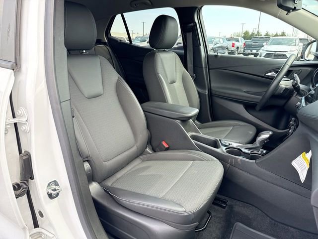 Used 2023 Buick Encore GX Preferred w/ Cold Weather Comfort Package AWD/4WD image 25
