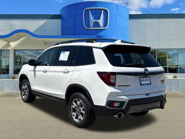 Used 2023 Honda Passport TrailSport image 4