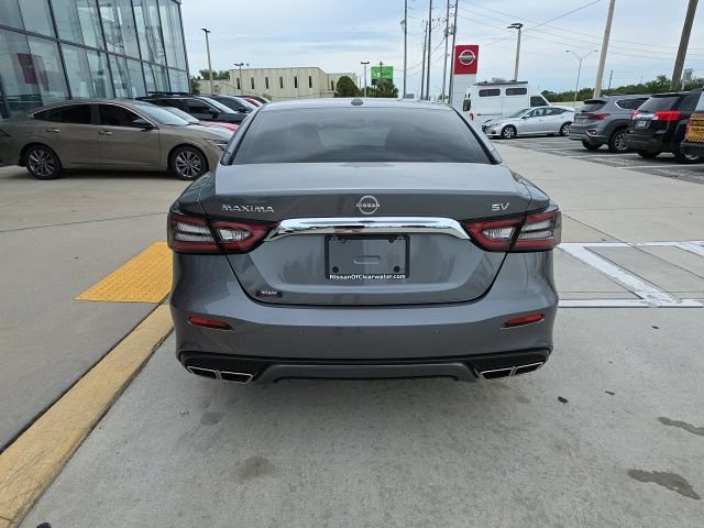 Used 2023 Nissan Maxima SV w/ Floor Mat Group FWD image 5