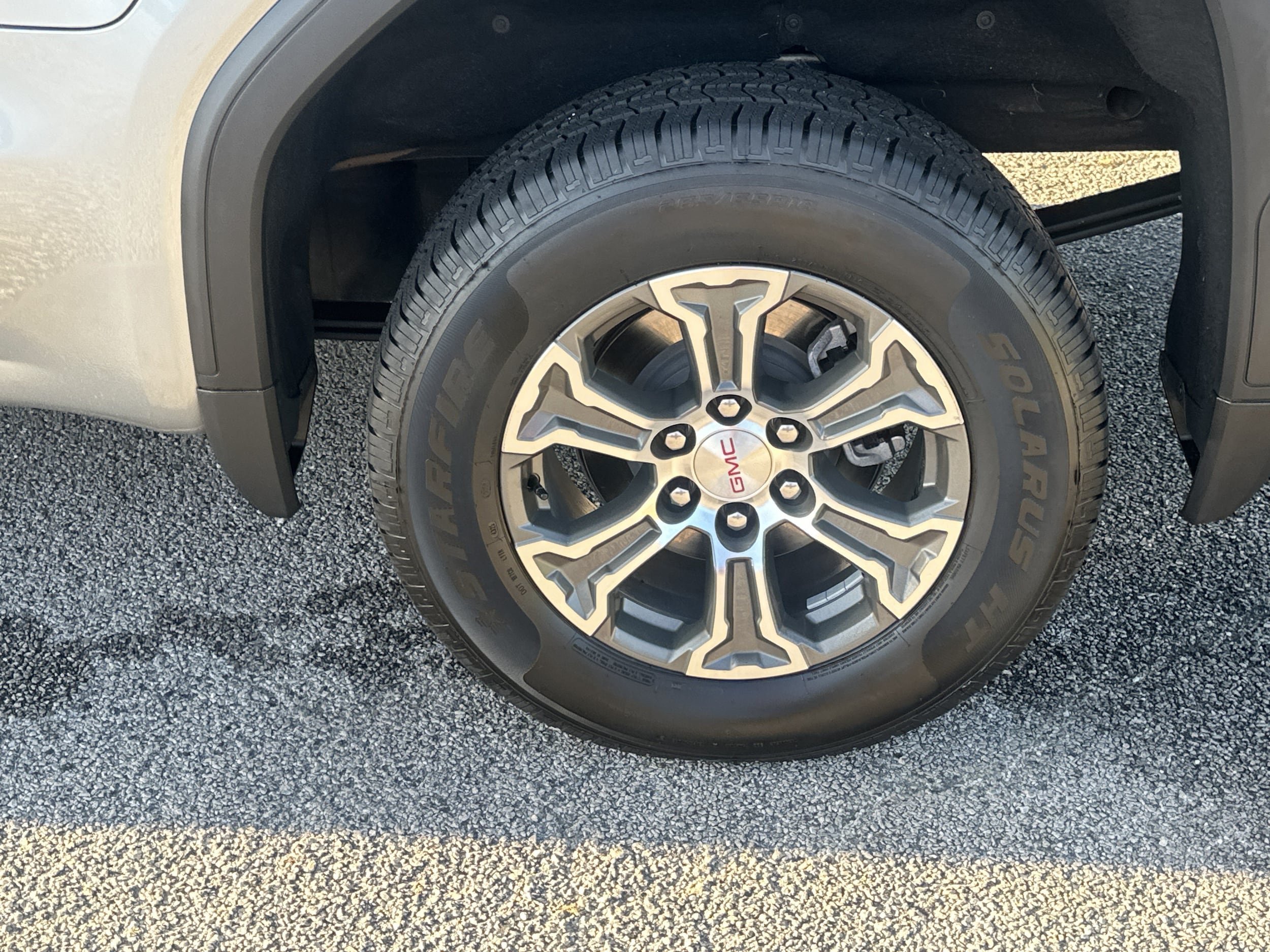 Used 2025 GMC Sierra 1500 SLT RWD image 19