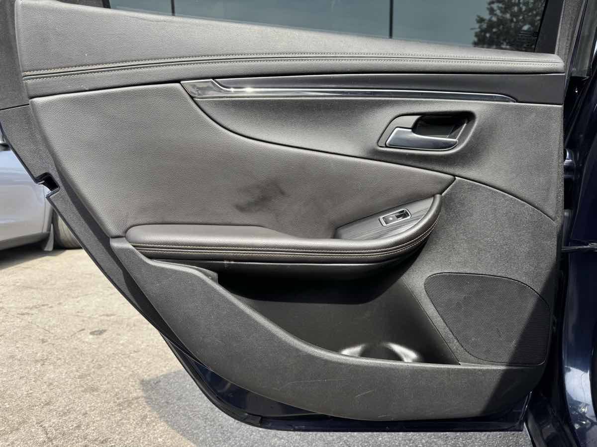 Used 2017 Chevrolet Impala Premier w/ Enhanced Convenience Package image 44