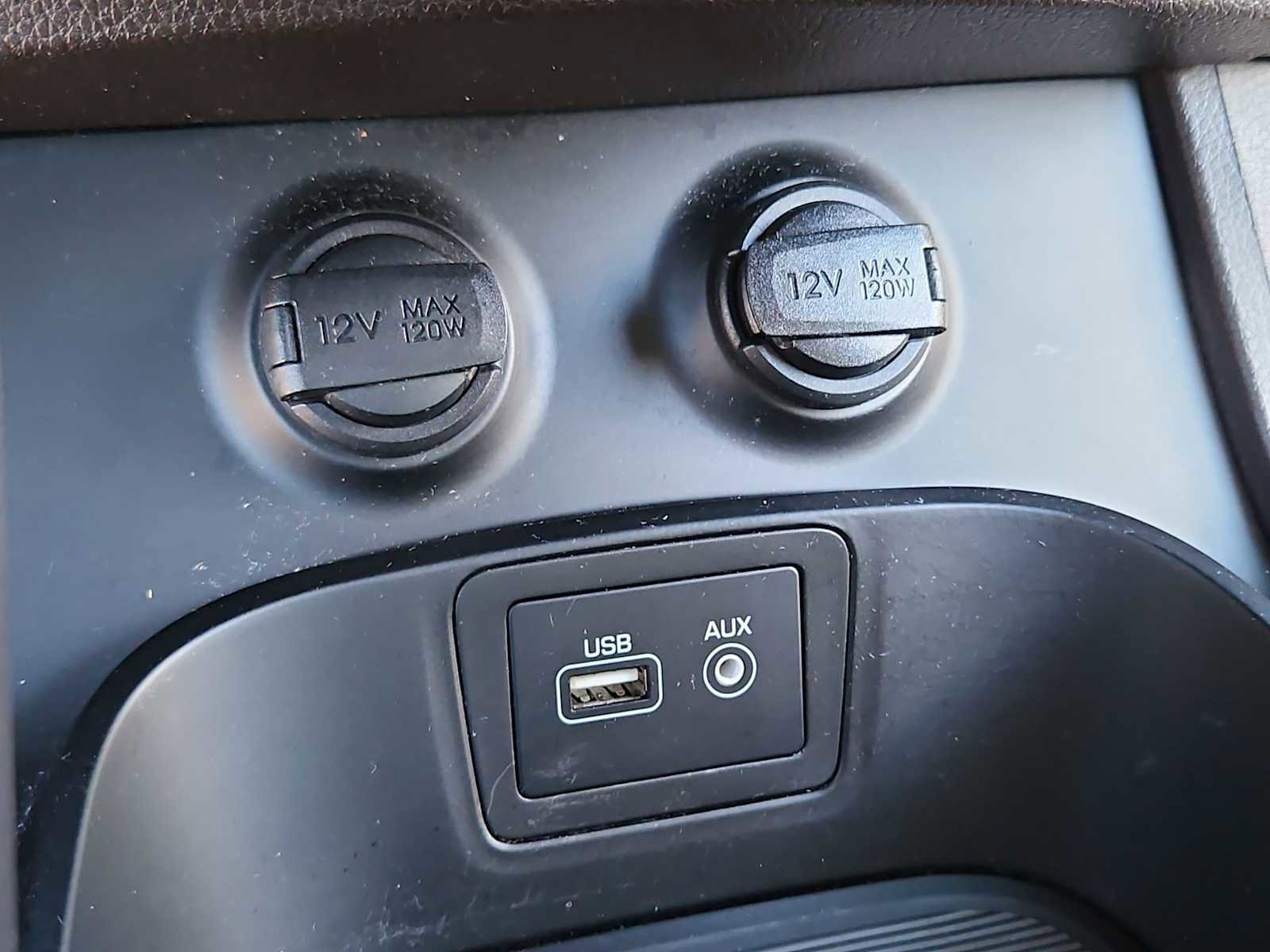 Used 2018 Hyundai Santa Fe Sport w/ 2.4L Value Package 02 image 31