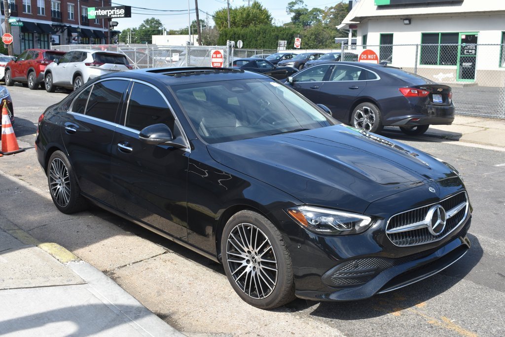 Used 2024 Mercedes-Benz C 300 Sedan image 4