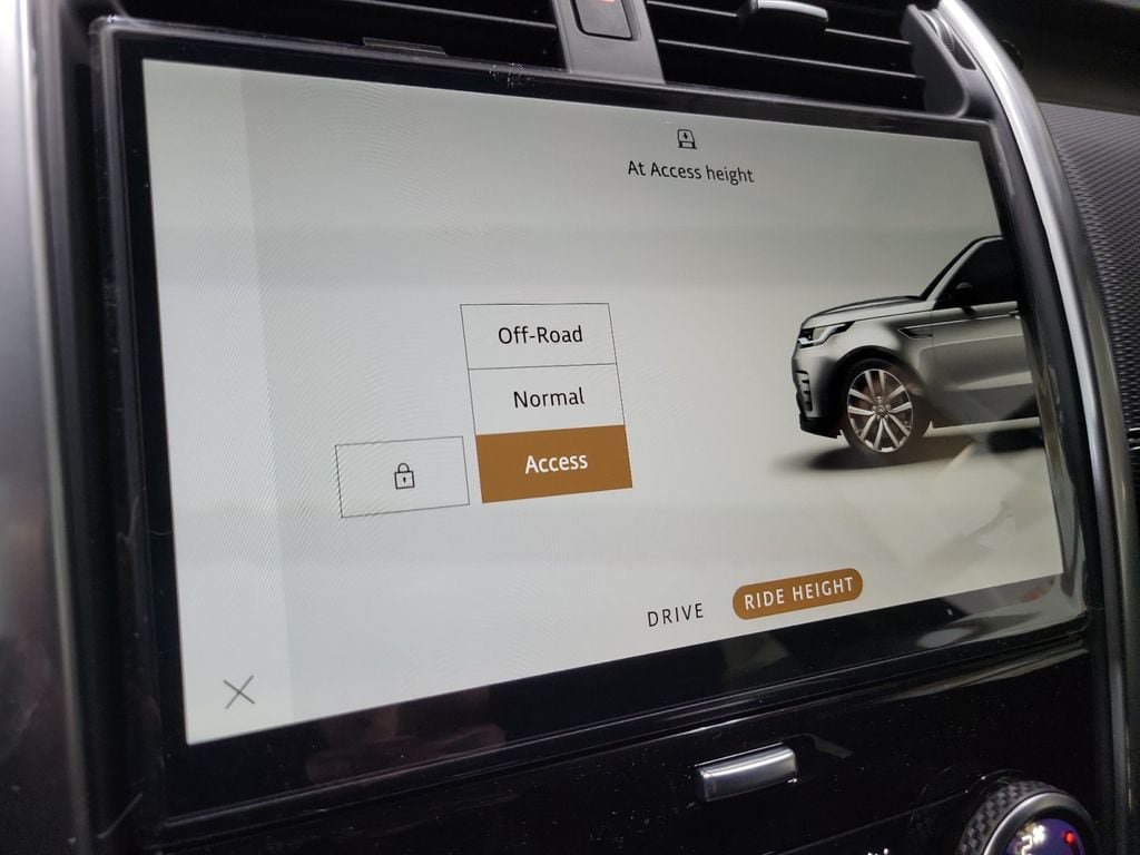 New 2026 Land Rover Discovery Limited Edition AWD/4WD image 34