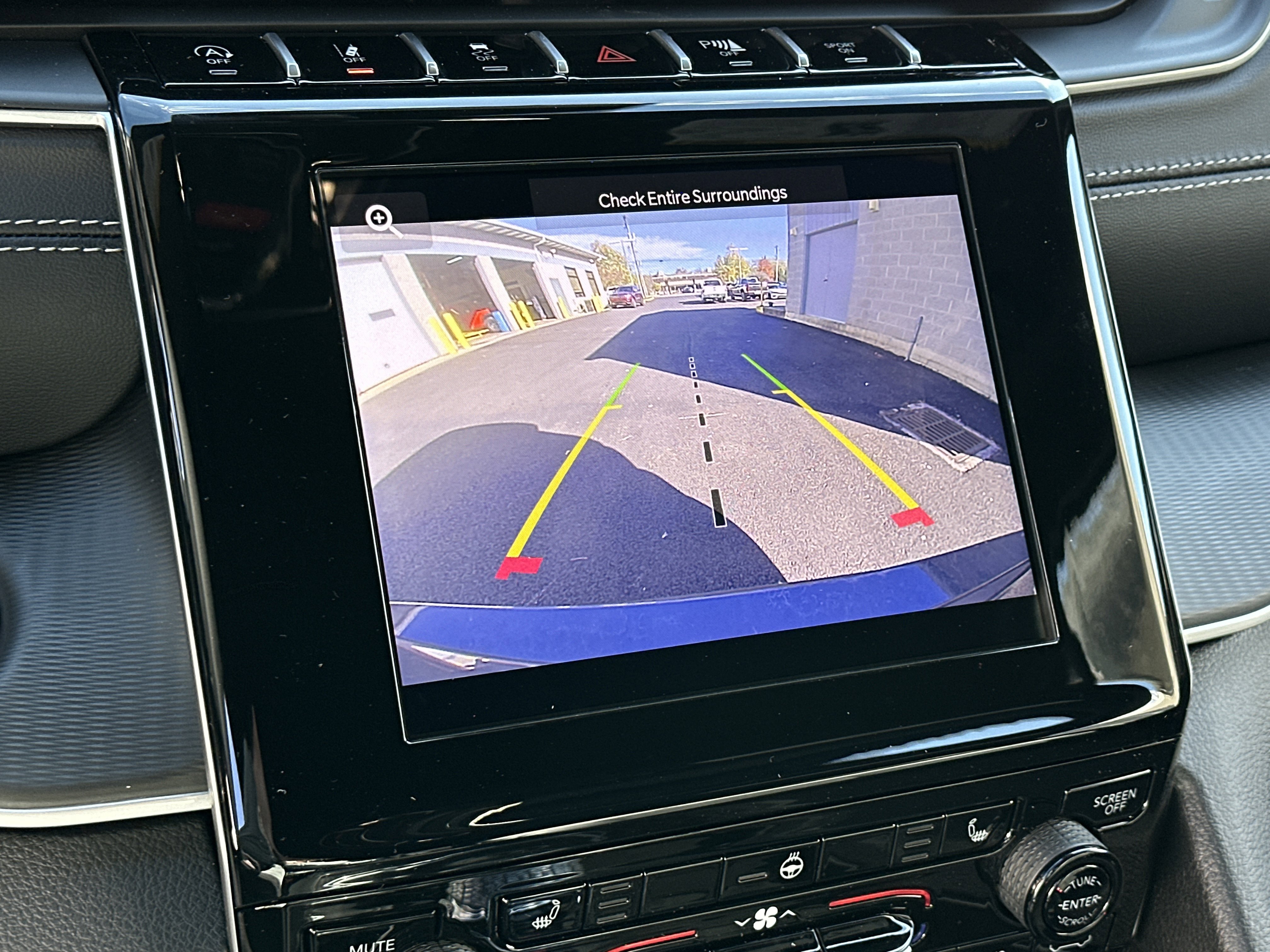 New 2025 Jeep Grand Cherokee L Altitude image 7