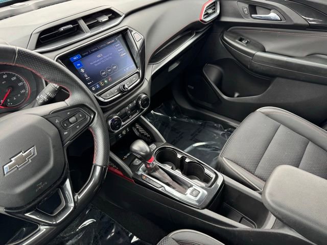 Used 2021 Chevrolet TrailBlazer RS w/ Technology Package image 16