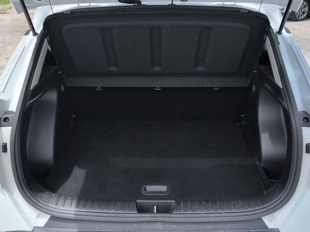 Used 2025 Hyundai Kona SEL FWD image 28