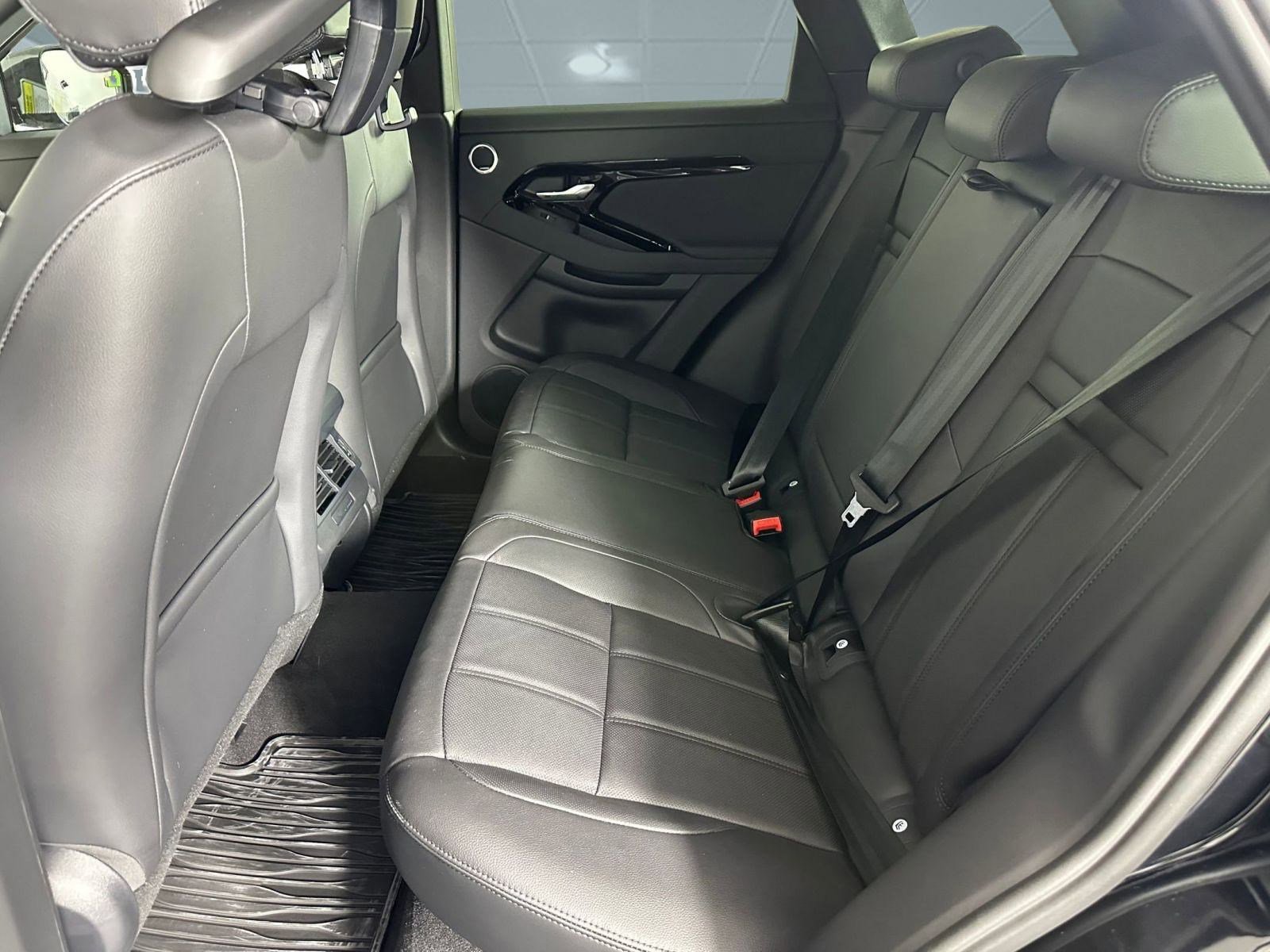 Used 2026 Land Rover Range Rover Evoque S image 12