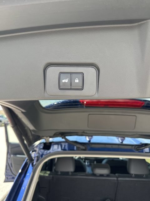 Used 2025 Nissan Rogue SL w/ Tech Package AWD/4WD image 13