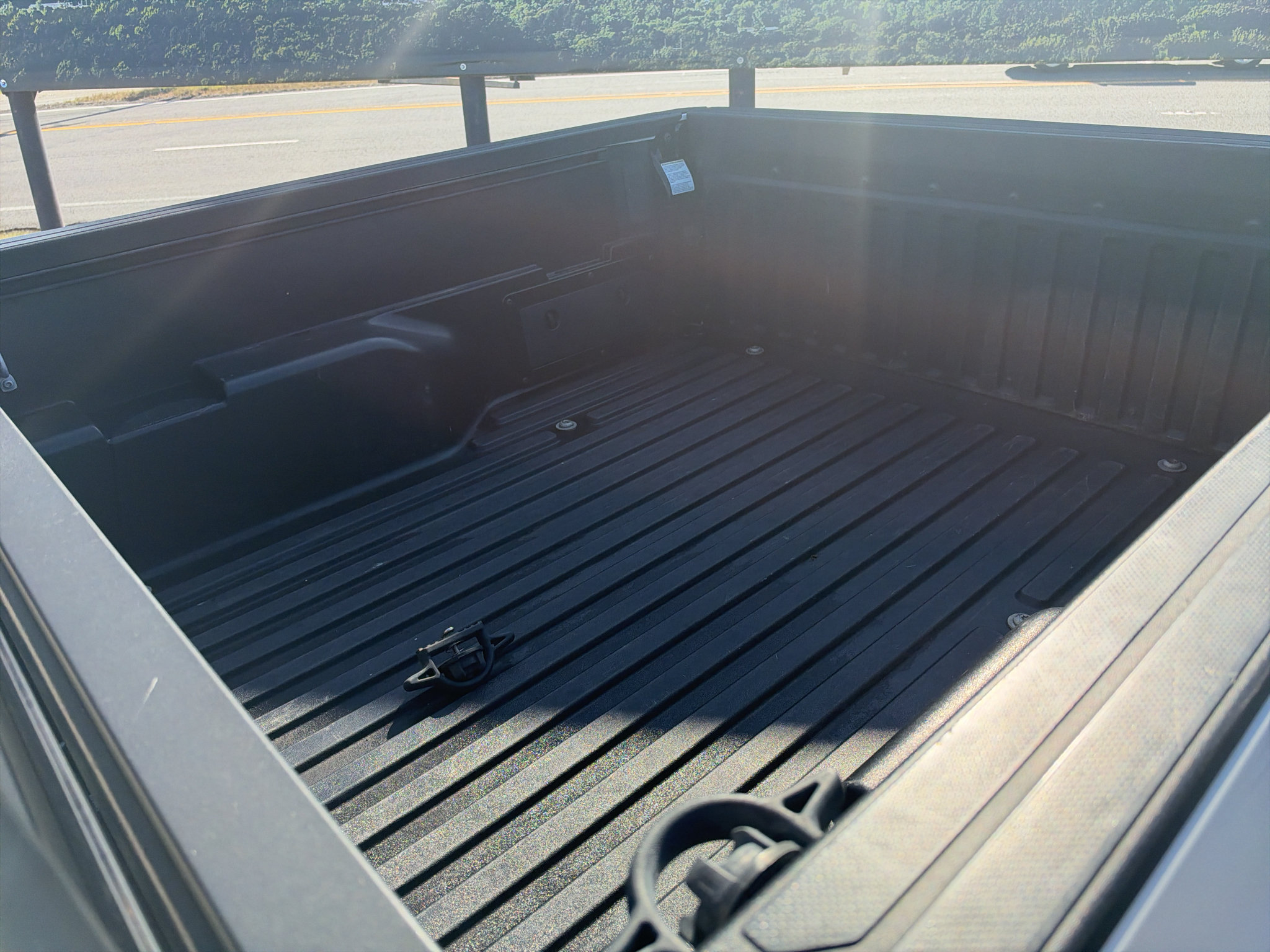 Used 2021 Toyota Tacoma SR w/ SR Convenience Package RWD image 9