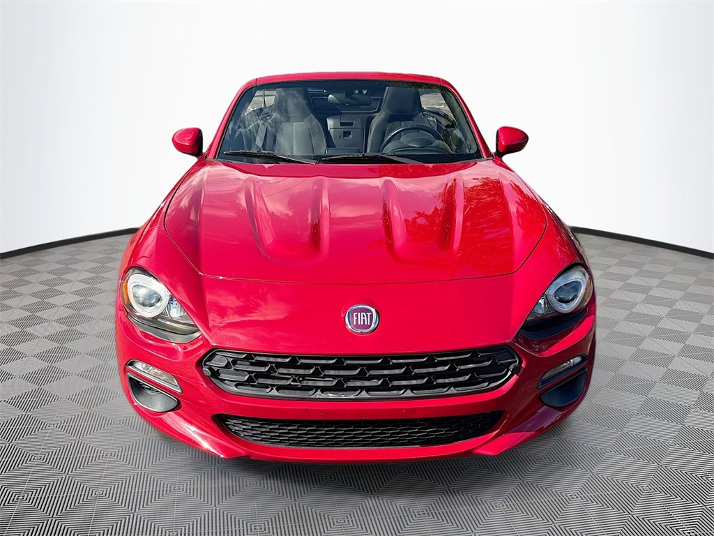Used 2017 FIAT 124 Spider Classica image 2
