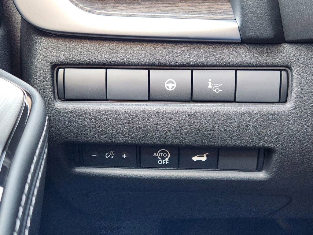 New 2026 Nissan Rogue Platinum w/ Platinum Premium Package image 17