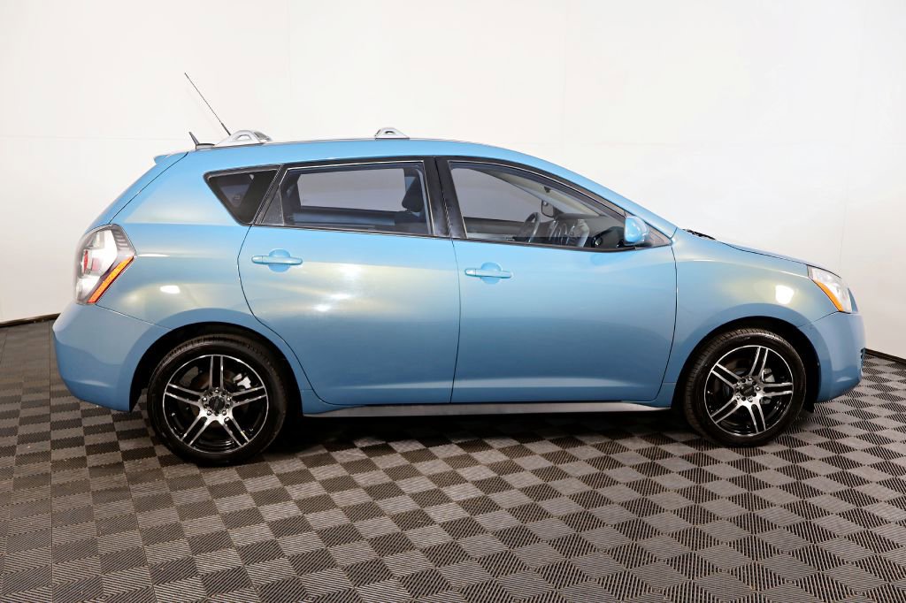 Used 2009 Pontiac Vibe AWD w/ Sun And Sound Package image 10