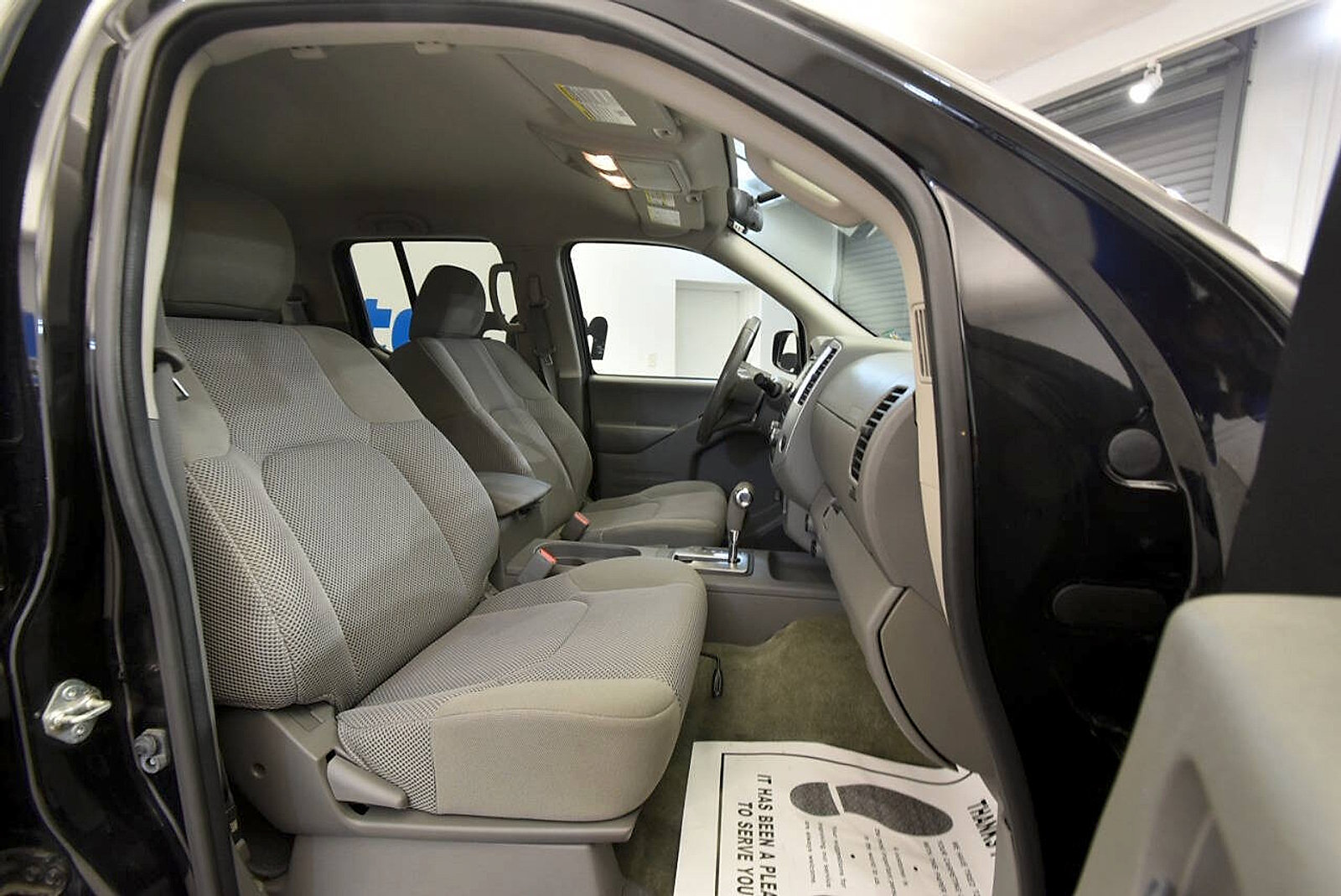 Used 2018 Nissan Frontier SV AWD/4WD image 18