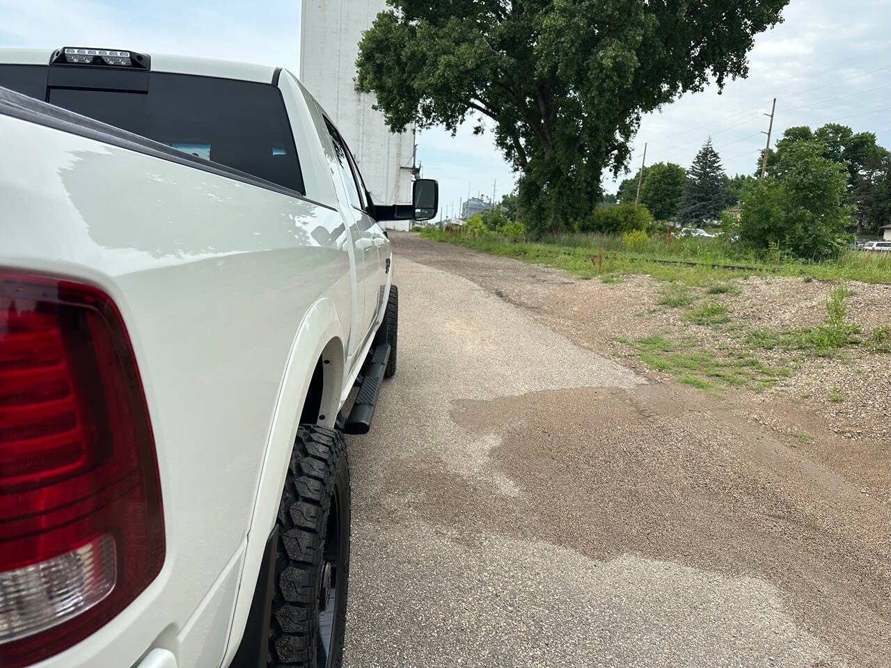 Used 2017 RAM 2500 Laramie w/ Sport Appearance Group AWD/4WD image 24