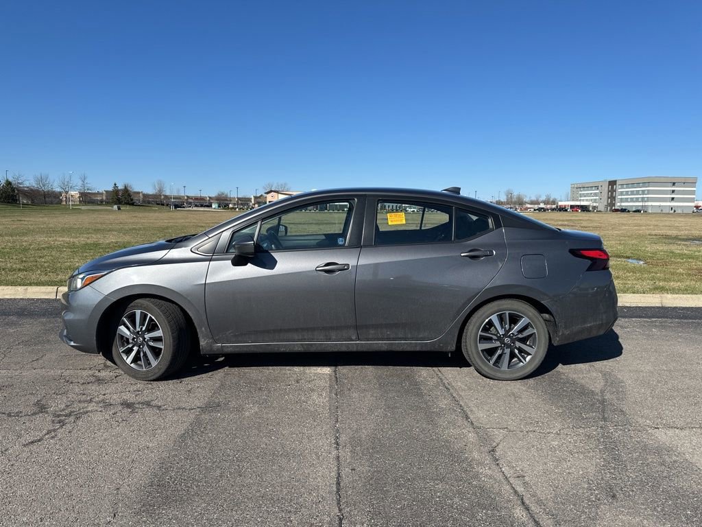 Used 2021 Nissan Versa SV image 6