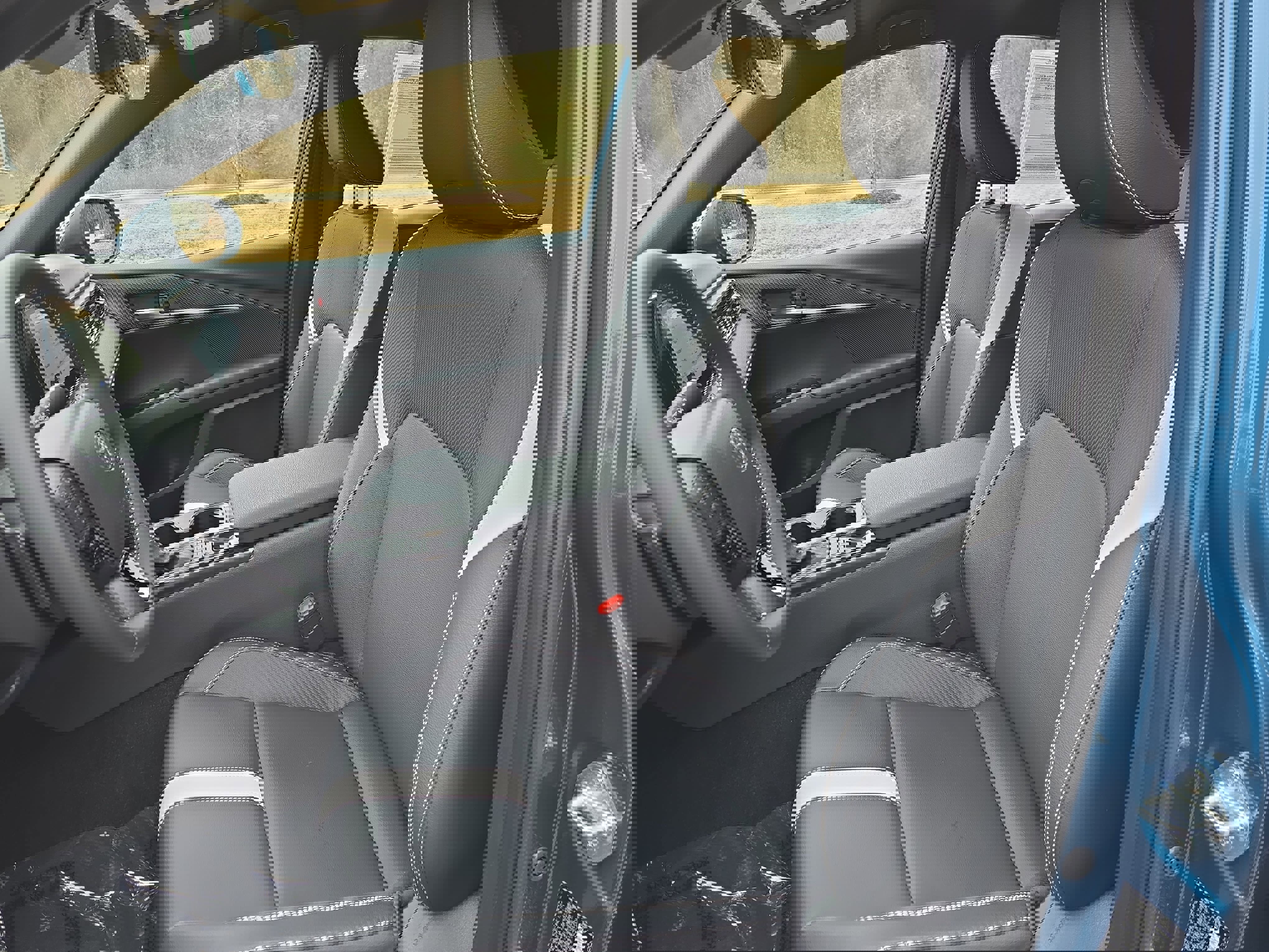 Used 2025 Toyota Camry SE image 17