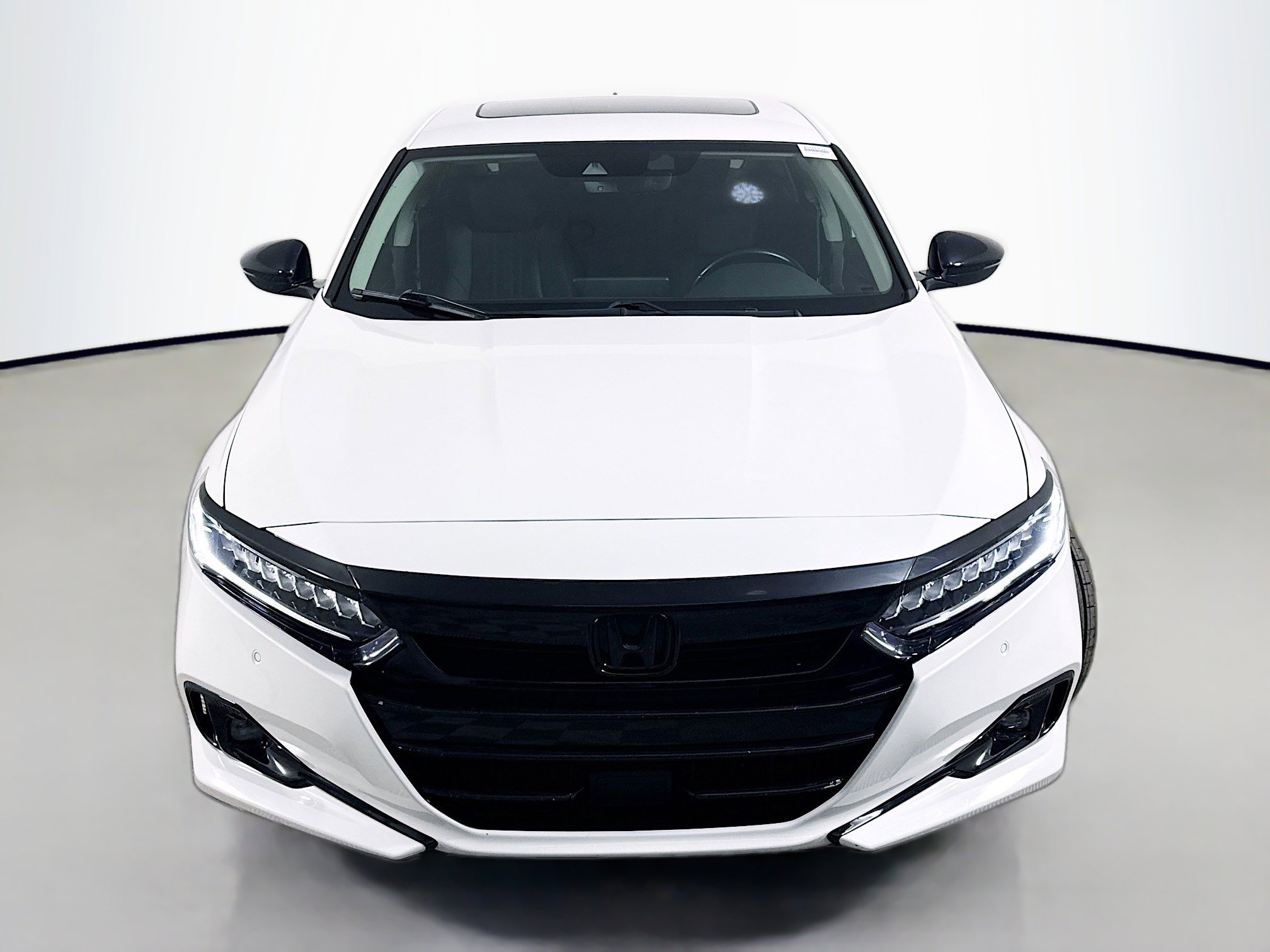 Used 2021 Honda Accord EX-L image 2
