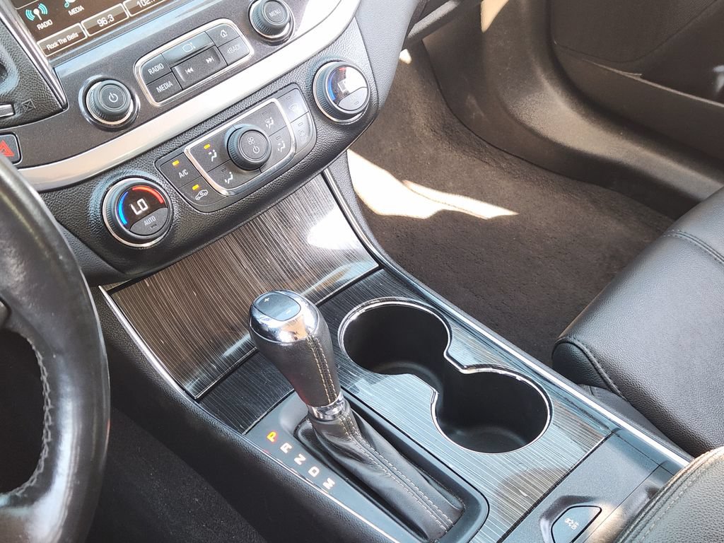 Used 2020 Chevrolet Impala LT FWD image 16