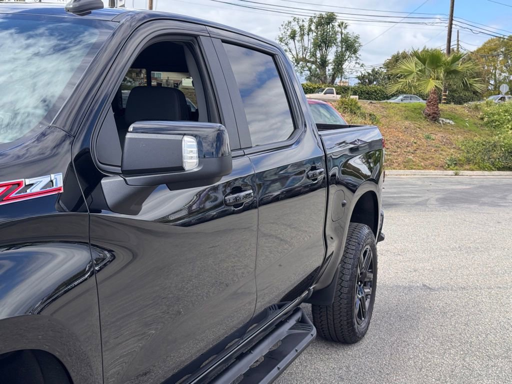 Used 2025 Chevrolet Silverado 1500 LT Trail Boss w/ LT Trail Boss Premium Package image 9