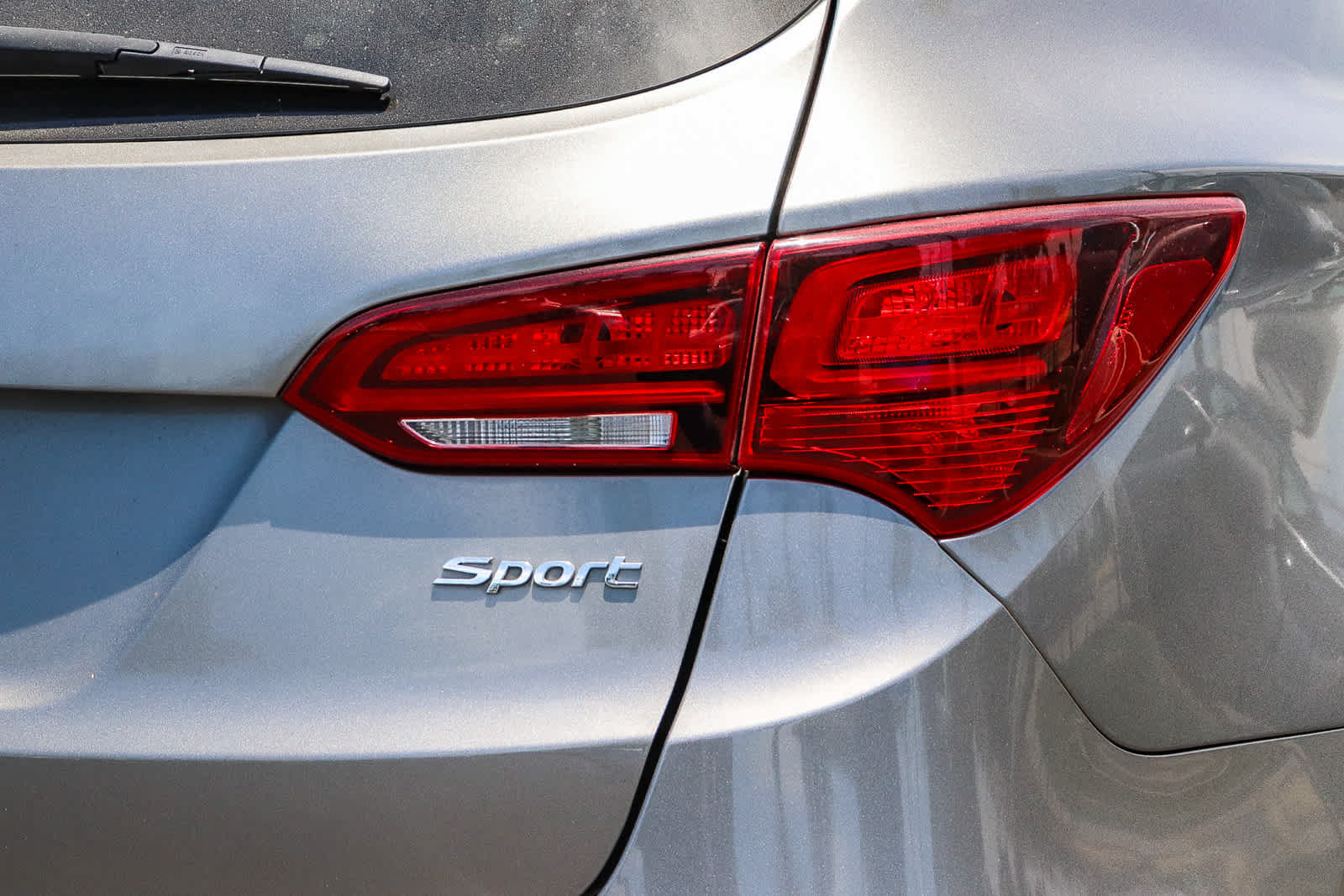 Used 2018 Hyundai Santa Fe Sport FWD image 11