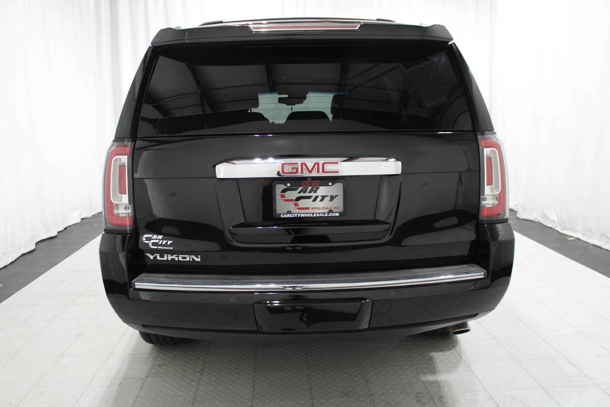 Used 2019 GMC Yukon Denali w/ Denali Ultimate Package AWD/4WD image 6