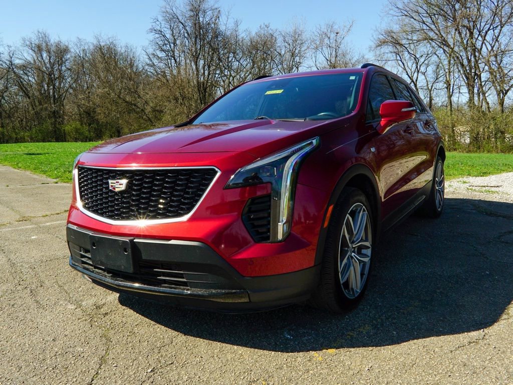 Used 2021 Cadillac XT4 Sport w/ Cold Weather Package image 5