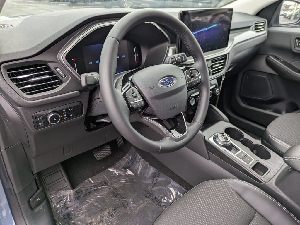 New 2024 Ford Escape SE FWD image 19