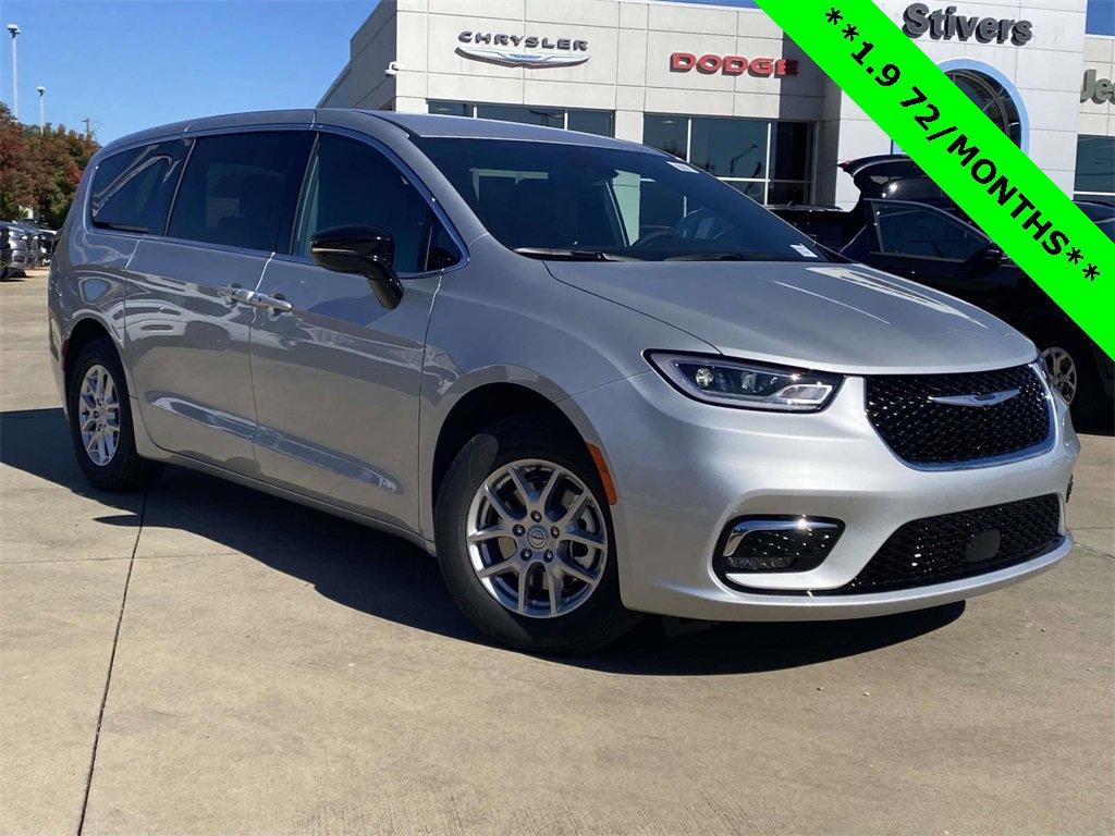 New 2026 Chrysler Pacifica Select image 27