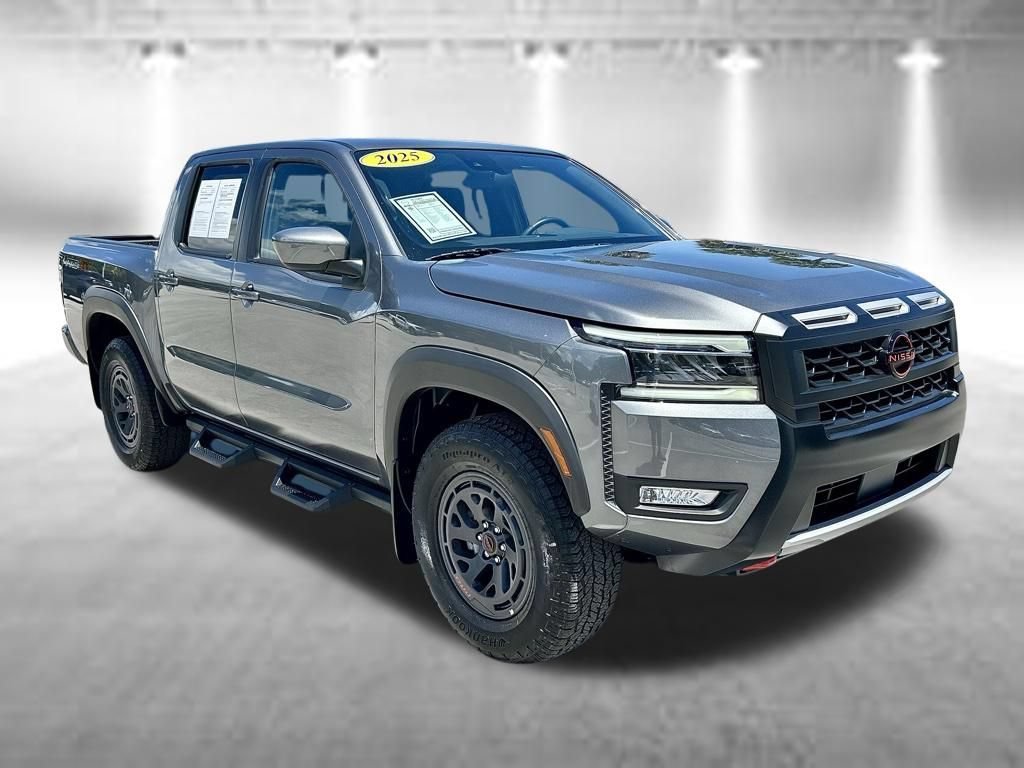 Certified 2025 Nissan Frontier PRO-4X AWD/4WD image 2