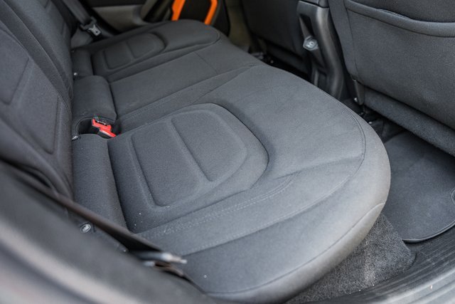 Used 2020 Jeep Renegade Latitude w/ UConnect 8.4 Nav Group image 35