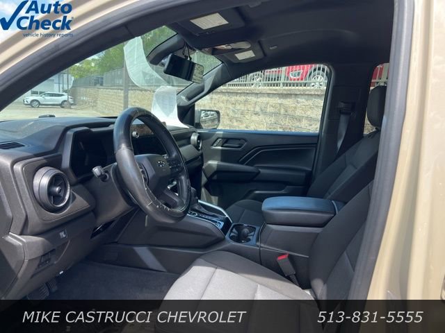 Used 2023 Chevrolet Colorado Trail Boss w/ LPO, Dark Essentials Package AWD/4WD image 5