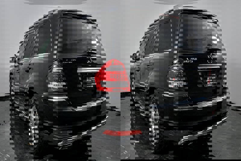 Used 2012 Mercedes-Benz GL 450 4MATIC image 8