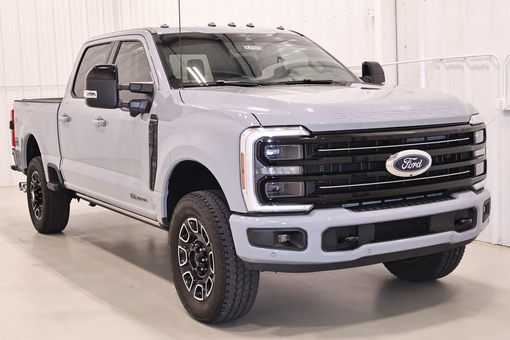 Certified 2026 Ford F250 Platinum AWD/4WD image 4