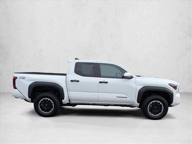 Used 2024 Toyota Tacoma TRD Off-Road image 4