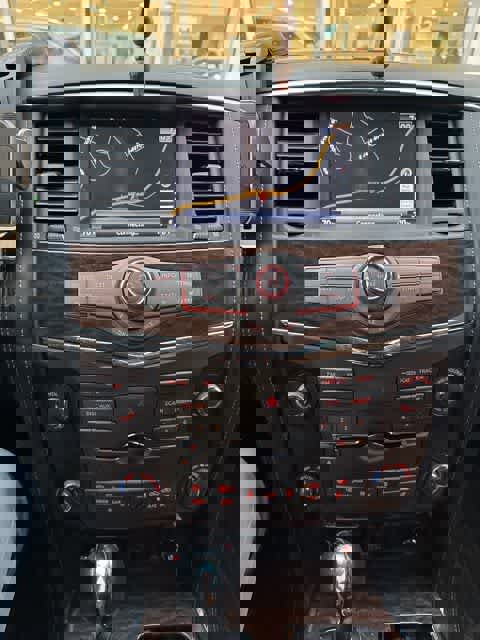 Used 2017 Nissan Armada Platinum image 21