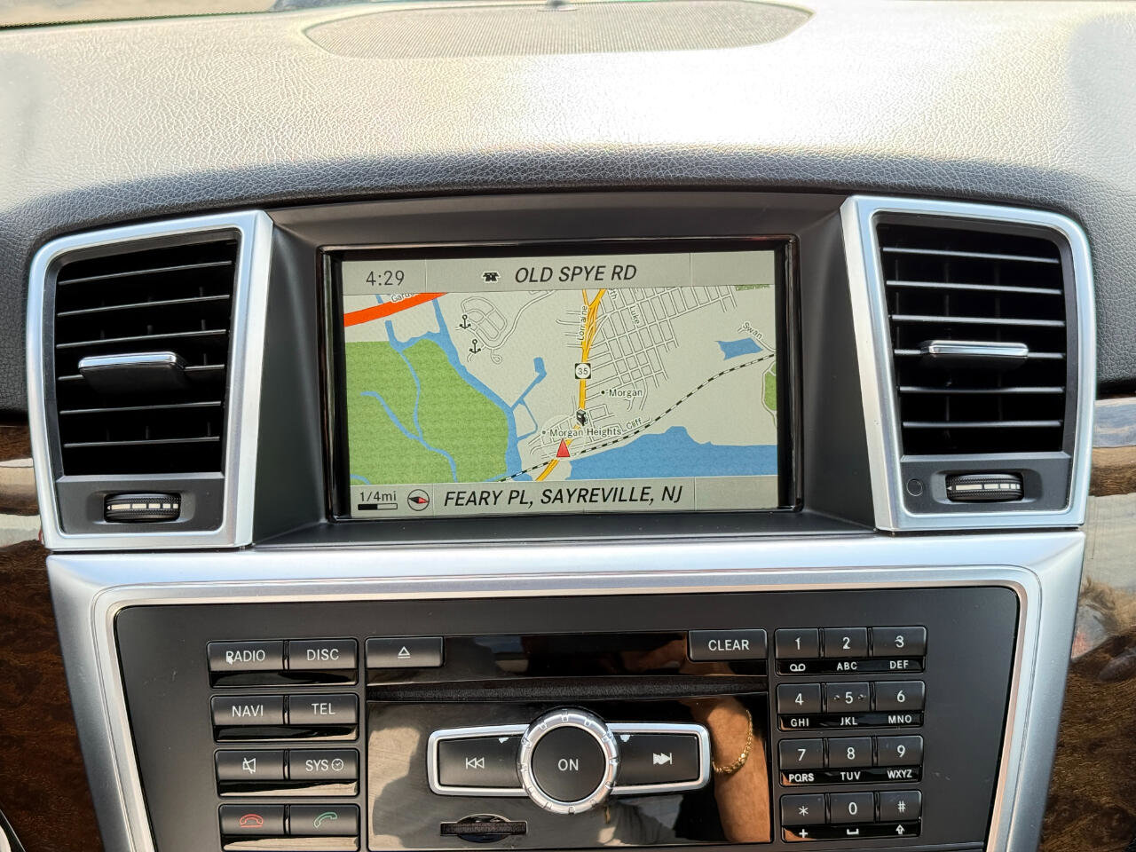 Used 2015 Mercedes-Benz ML 350 4MATIC w/ Premium 1 Package image 22