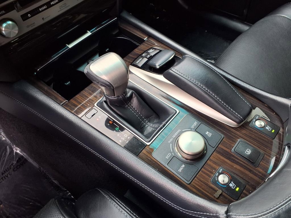 Used 2013 Lexus LS 460 w/ Comfort Pkg RWD image 24