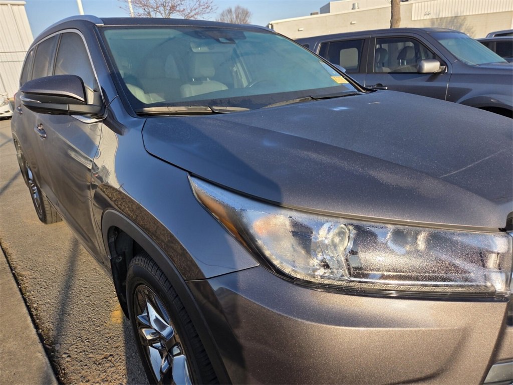 Used 2018 Toyota Highlander Limited Platinum image 9