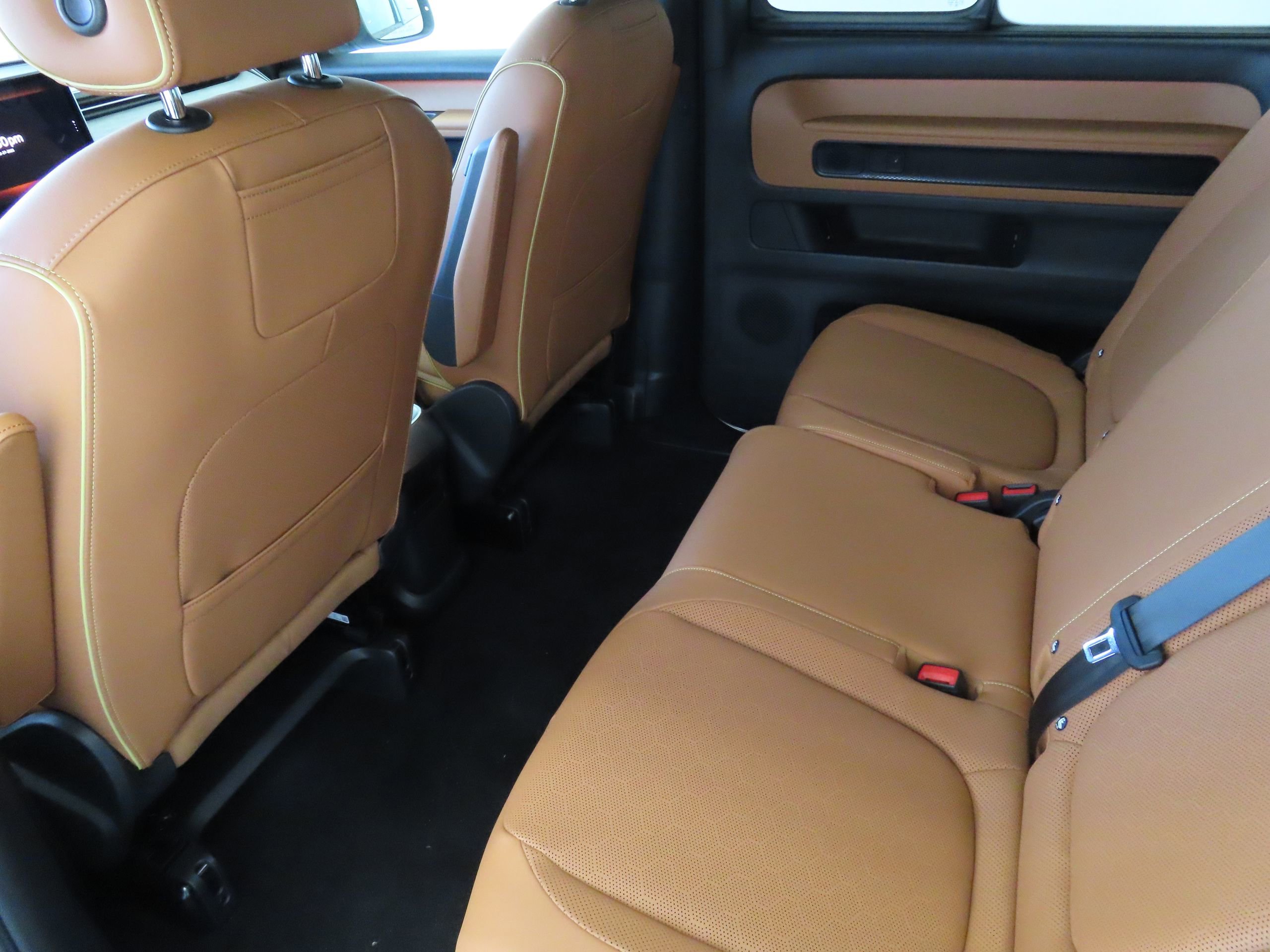 New 2025 Volkswagen ID. Buzz Pro S image 23