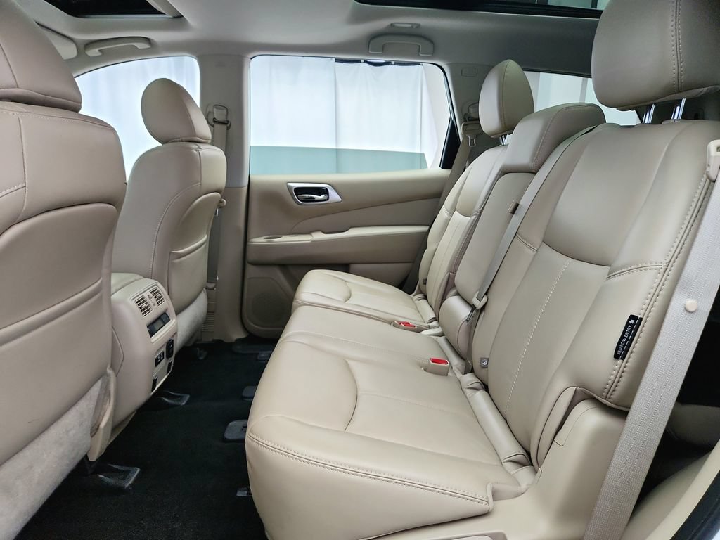 Used 2020 Nissan Pathfinder SL AWD/4WD image 26