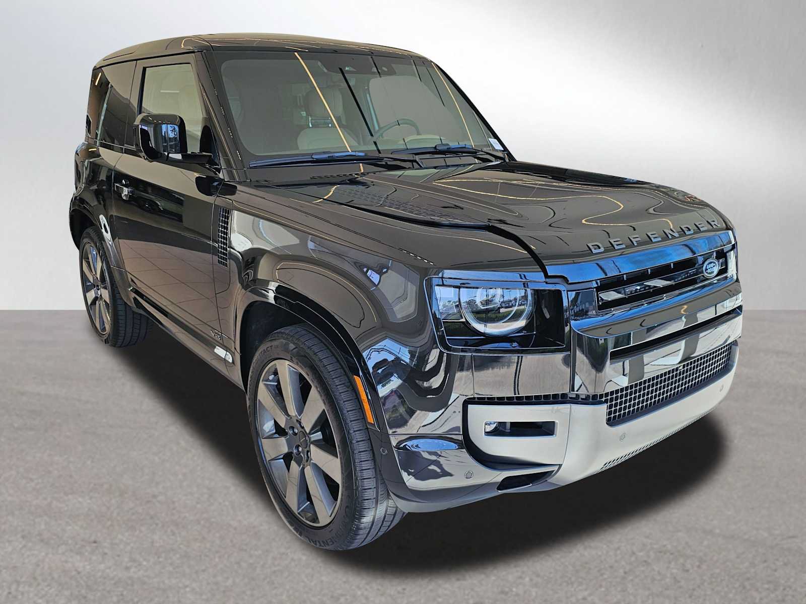 New 2026 Land Rover Defender 90 V8 AWD/4WD image 7